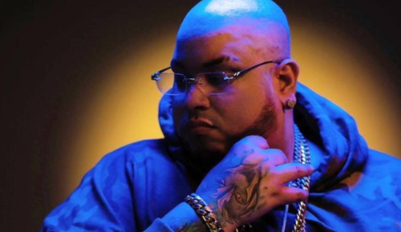 El reguetonero falleció y fue despedido por sus amigos.