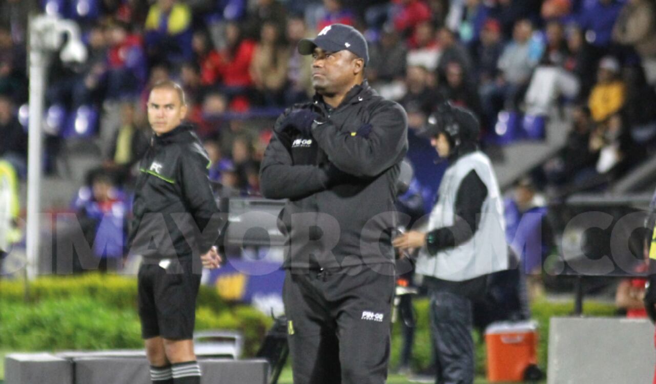 Hubert Bodhert asumirá como técnico de Santa Fe luego del último juego por la fase de grupos en Copa Sudamericana.