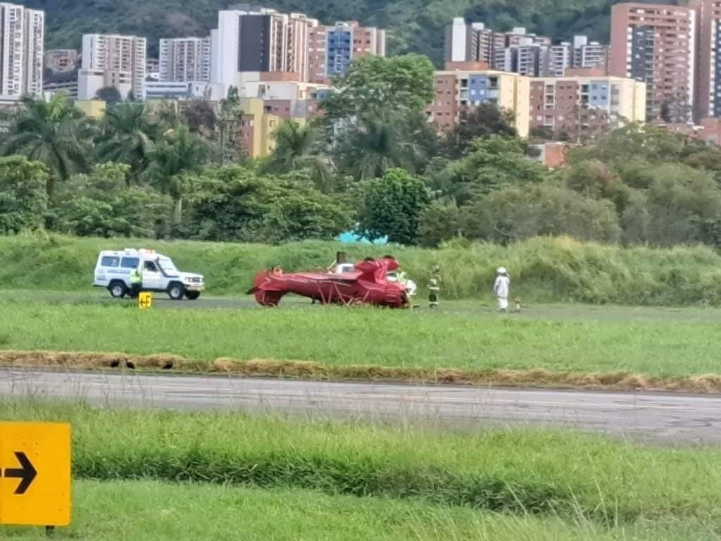 Tanto el piloto como el pasajero resultaron ilesos.