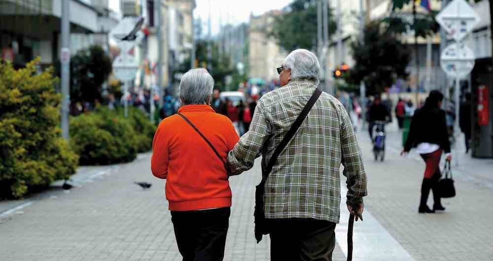 De los 6,56 millones de adultos mayores que habría hoy en el país solo se han pensionado 2,35 millones. Colpensiones alcanzó el pensionado un millón por vejez.