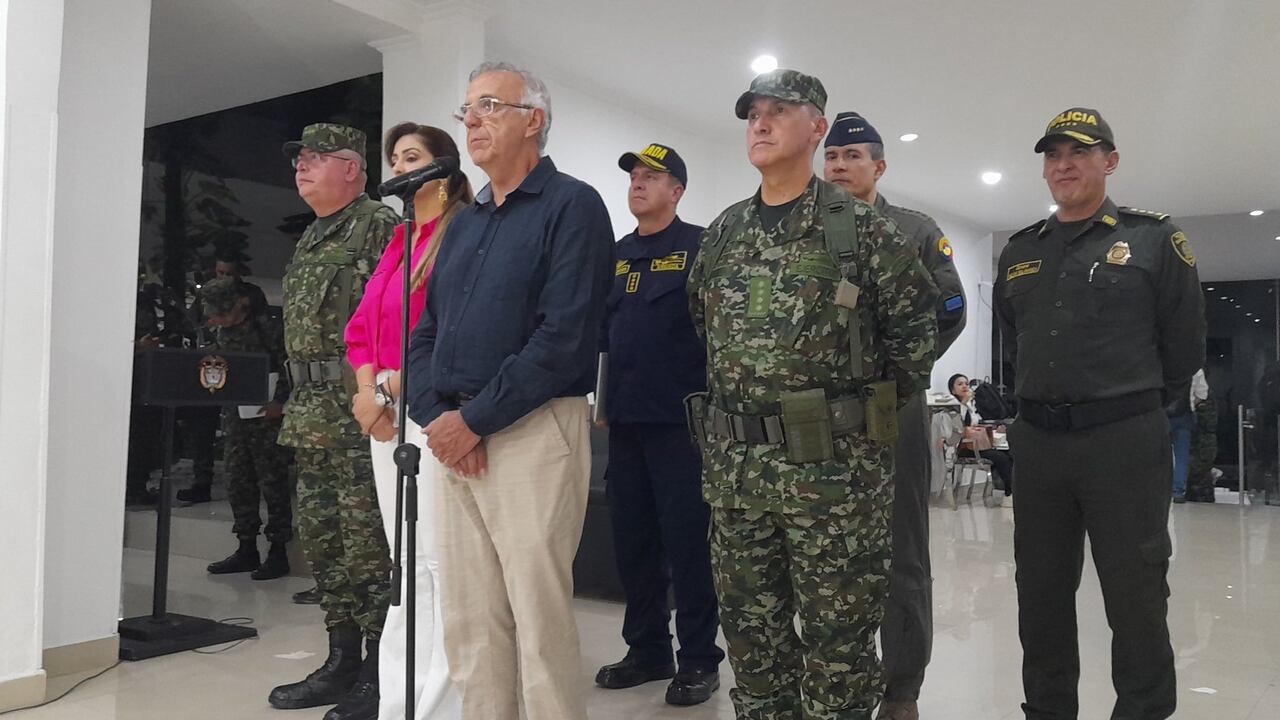 El ministro entregó las declaraciones tras finalizar el encuentro.