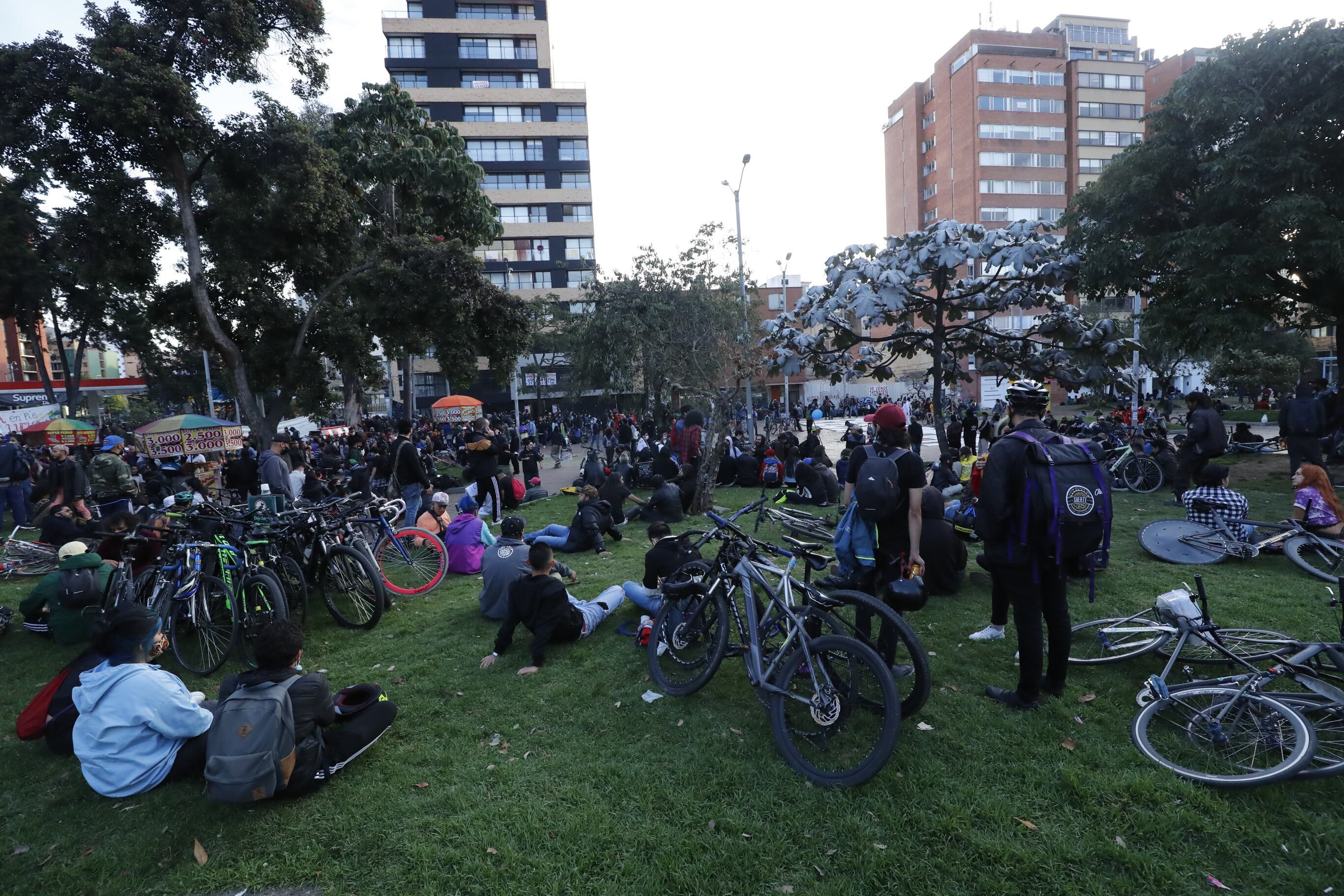 Paro 21 de septiembre parque de los hippies