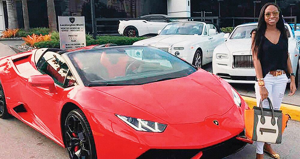 Un reciente caso de enriquecimiento sin la debida justificación, que pretendió ser sustentado con ingresos como influencer, fue el de Jenny Ambuila.