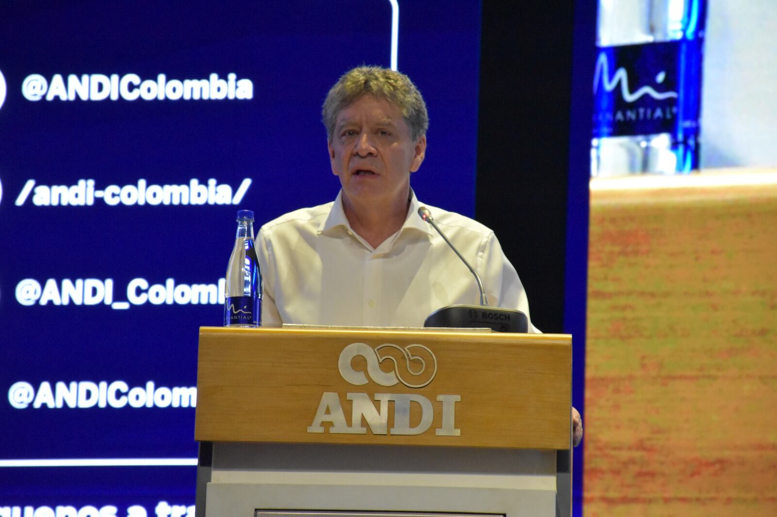 Bruce Mac Master, presidente de la Andi