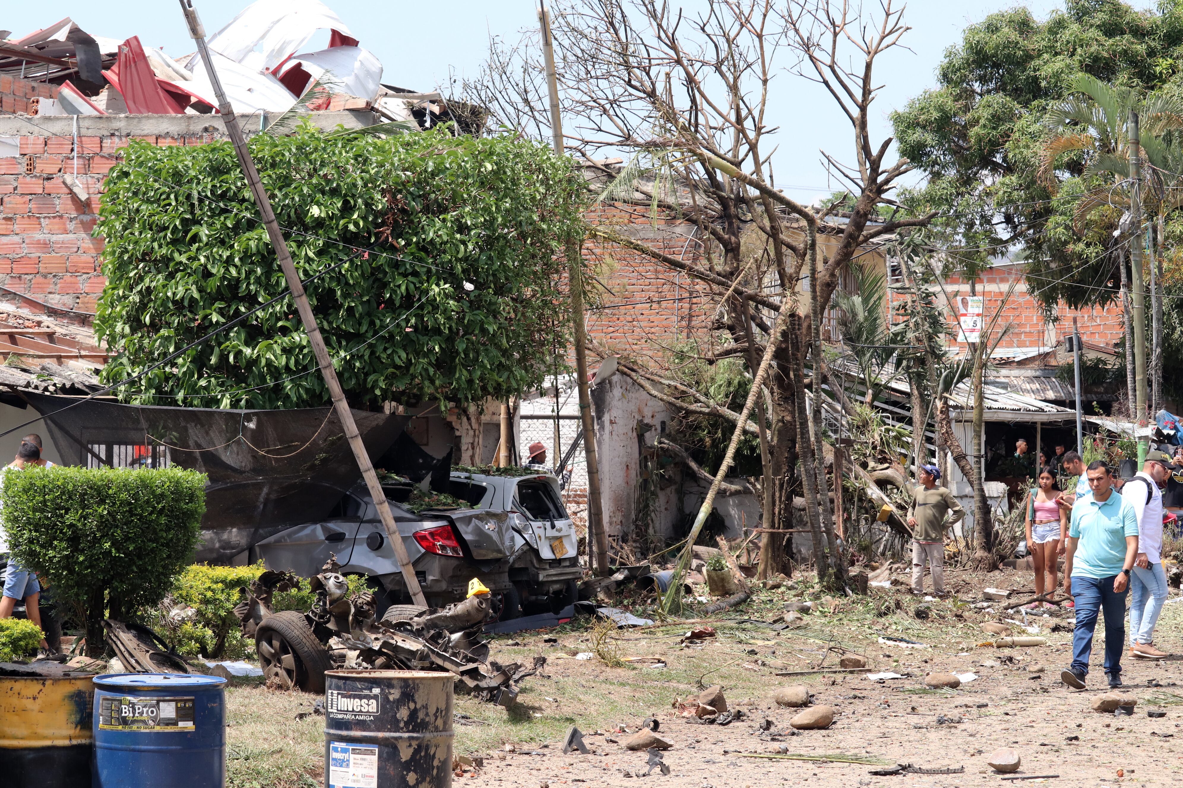 Atentado terrorista con carrobomba en Potrerito corregimiento de Jamundí Valle del Cauca
