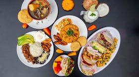 knolling of Colombian dishes