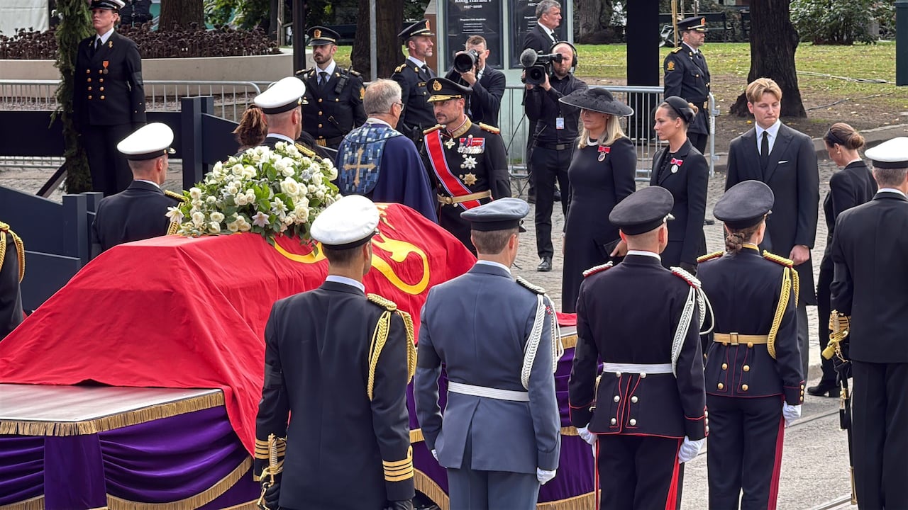Oslo despidió al rey Harald V con un funeral multitudinario.