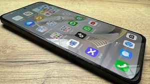 El Huawei Nova 10 SE tiene una pantalla OLED.