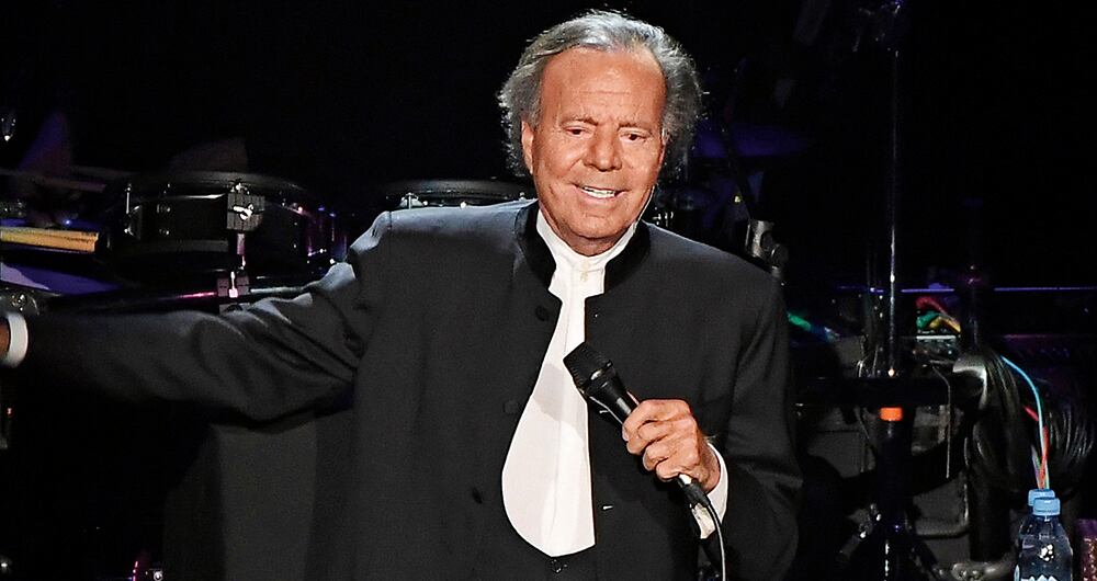 Julio Iglesias ha cantado ante 60 millones de espectadores en los cinco continentes.