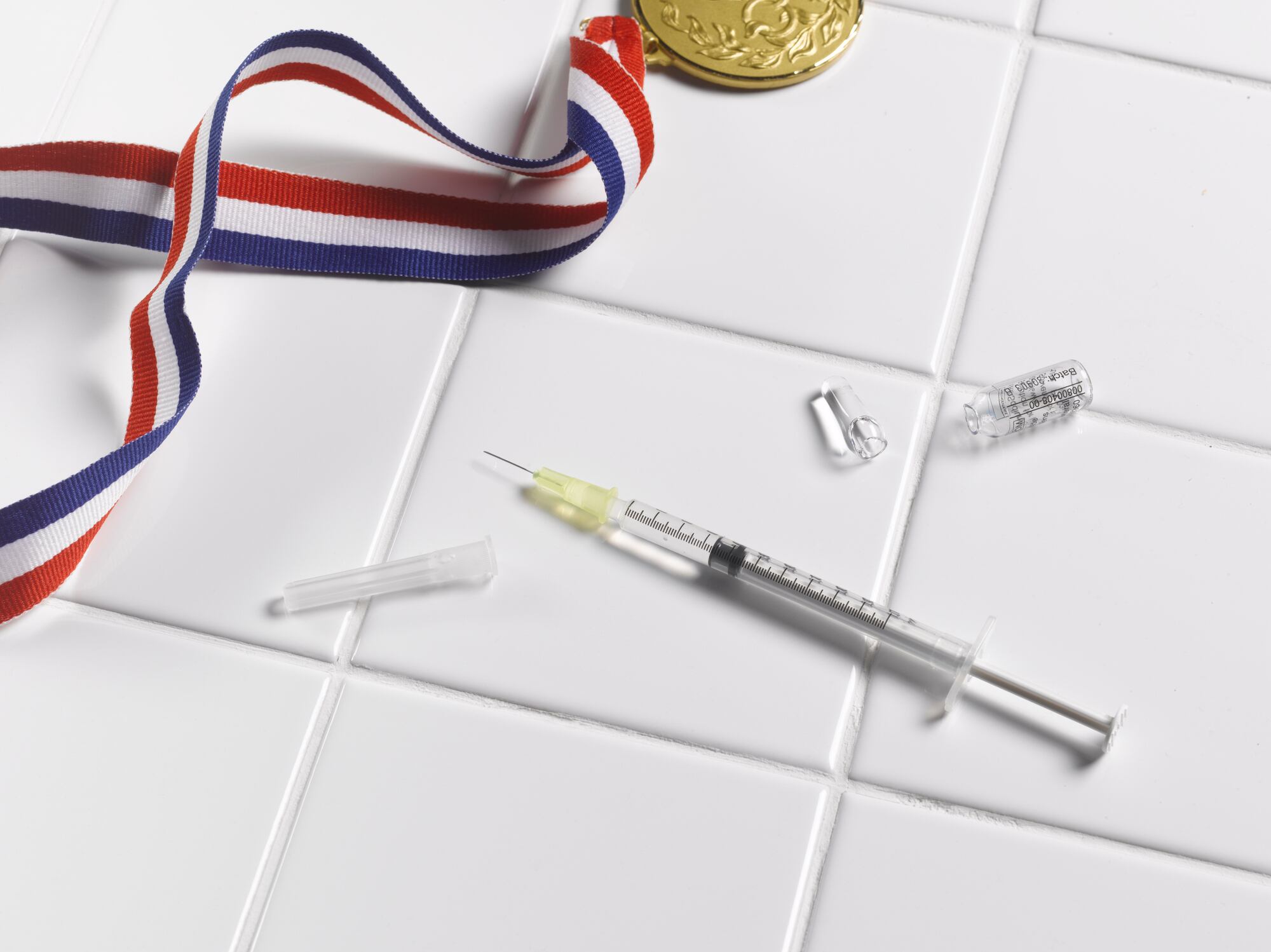 Presentación del 'pasaporte de rendimiento' en un evento de la ITA, una herramienta clave para detectar mejoras extraordinarias en el rendimiento de los atletas.