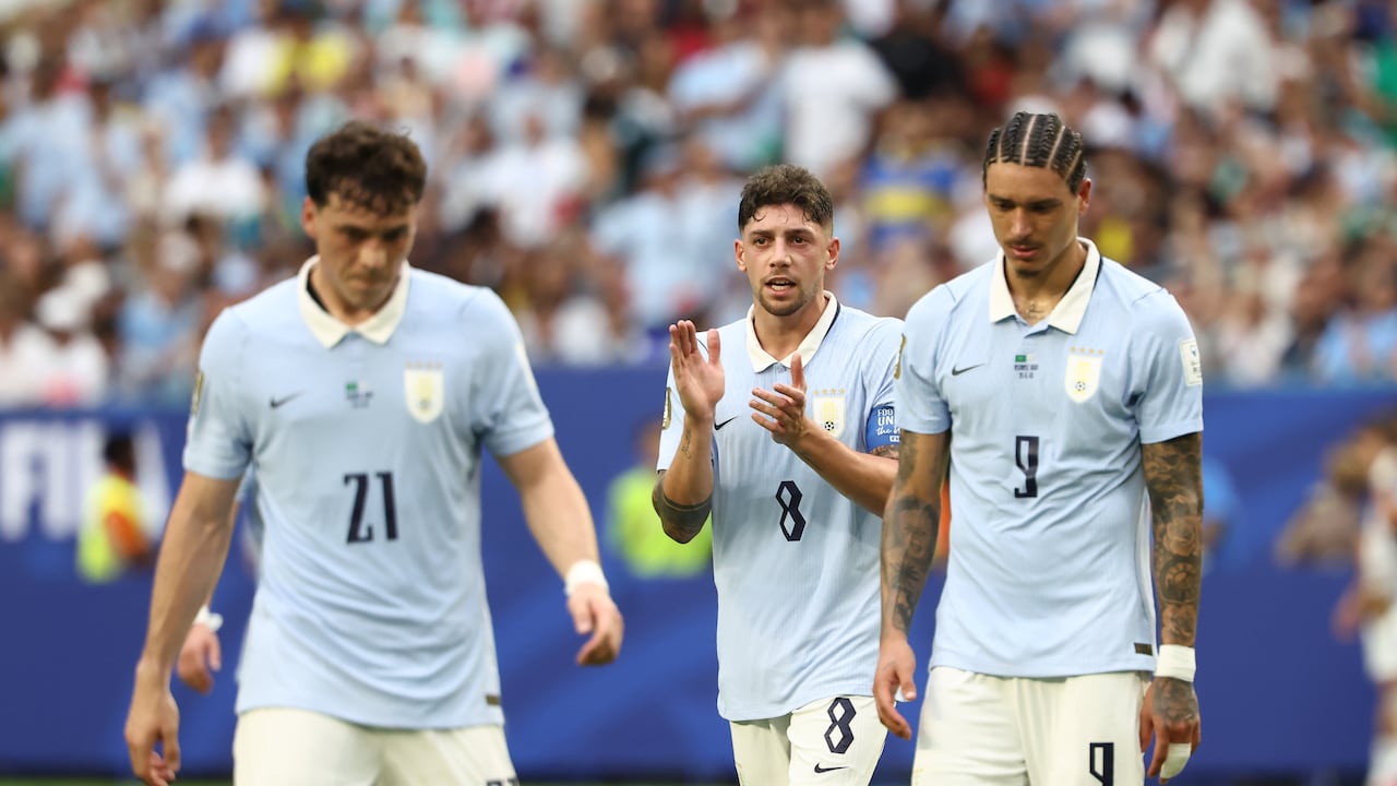 Uruguay presentó a su nuevo director técnico: toma las riendas en reemplazo de Marcelo Bielsa