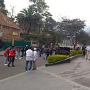 Encapuchados atacan hotel Radisson, donde se lleva a cabo el Foro de Madrid.