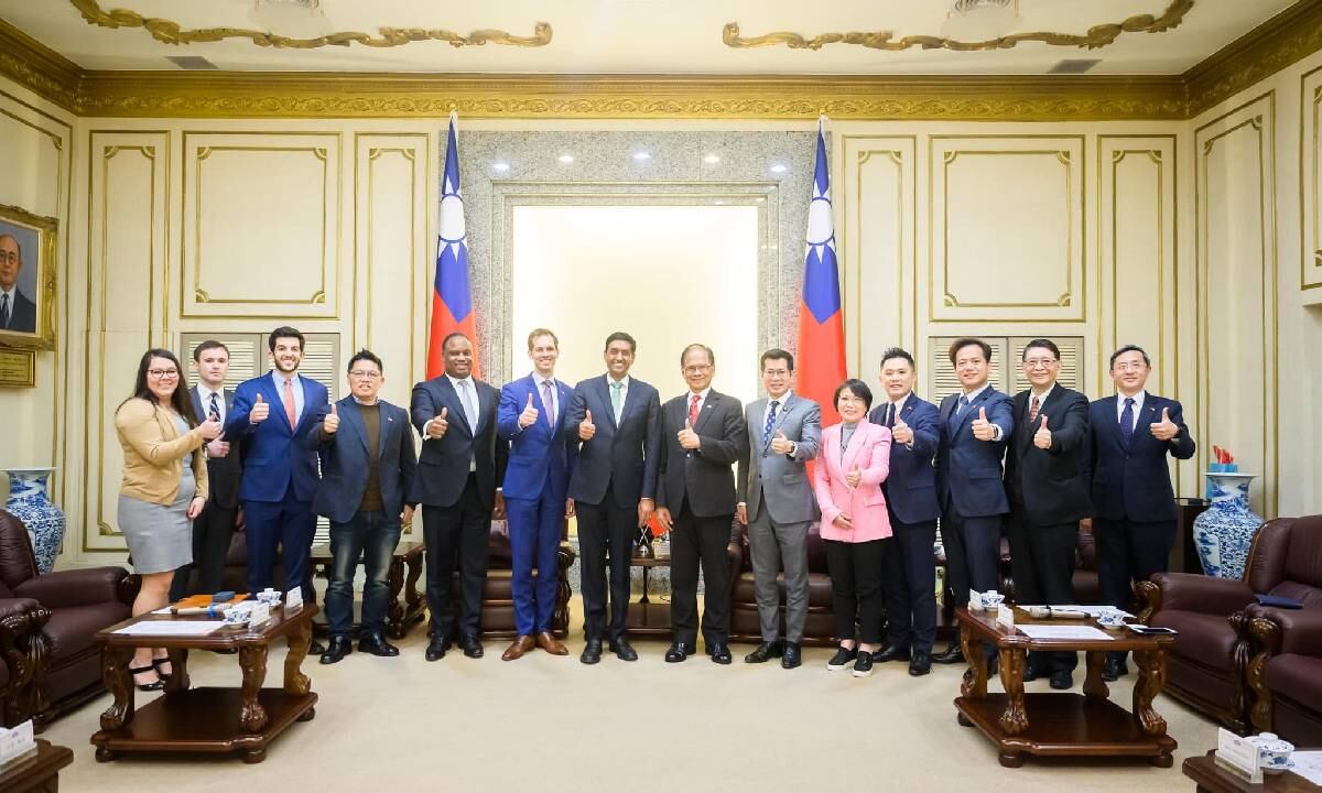 Los miembros de la Cámara de Representantes de los Estados Unidos visitaron el Palacio Legislativo de Taiwán, ¡Trabajemos juntos para mantener la paz en el estrecho de Taiwán y defender la democracia y la libertad! dice Yu Shyi-kun, Presidente del Yuan Legislativo de la República de China