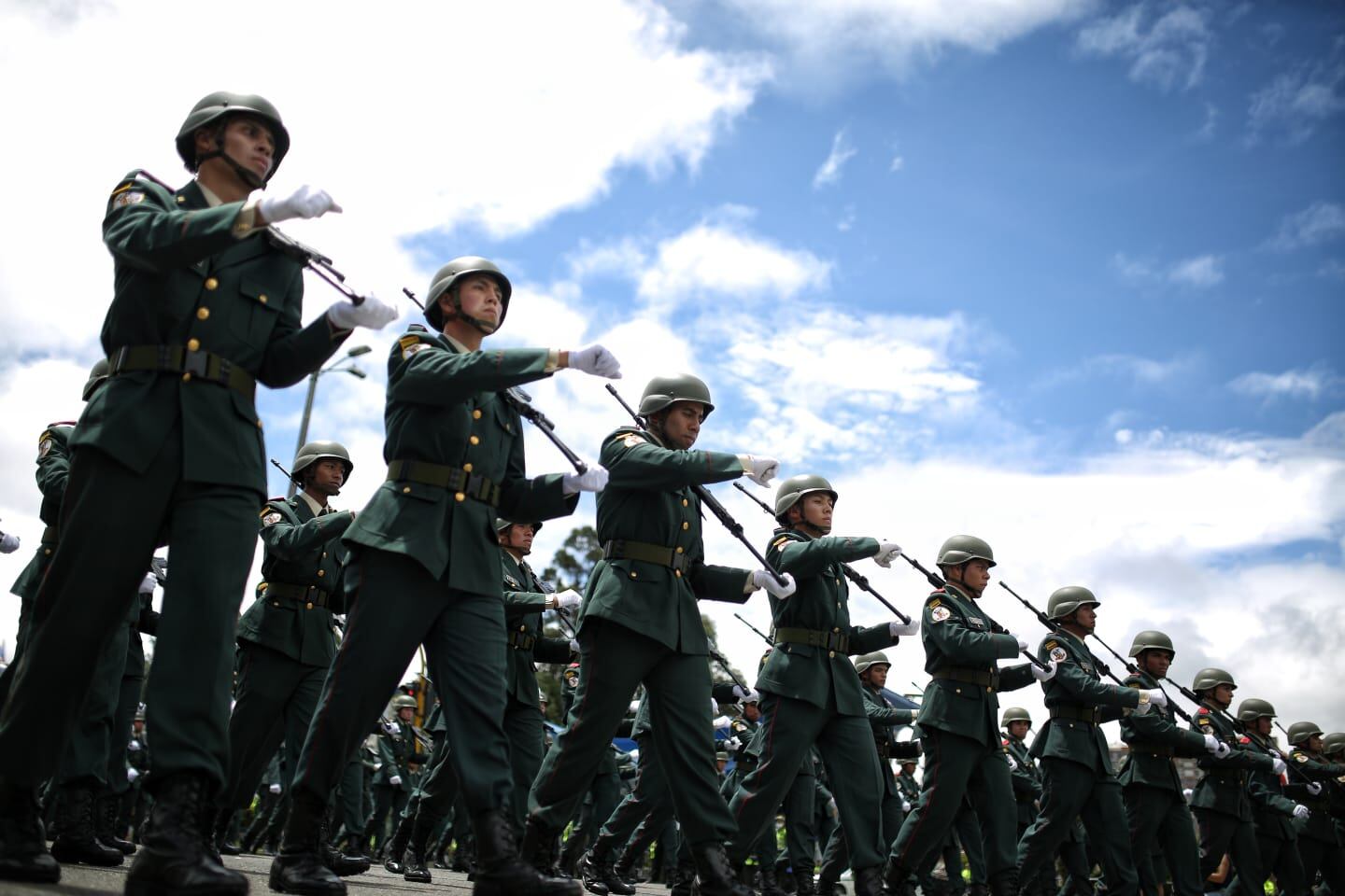 Desfile Militar 20 de julio de 2022 en la Avenida Boyaca, con la presencia del Presidente Ivan Duque