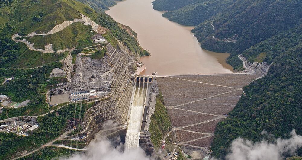 Alcalde Daniel Quintero quiso vender las acciones de EPM en UNE y lo derrotó el Concejo.