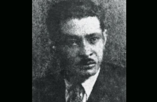 El primer Manuel Marulanda era un líder sindical. En su honor, Pero Antonio Marín tomó su nombre, con el cual se hizo llamar durante su vida en la guerrilla hasta su muerte. 