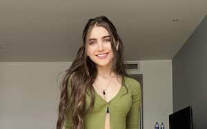 Cantante y artista, exparticipante del Factor Xs.