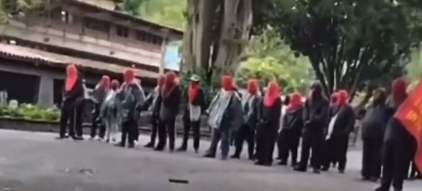 Encapuchados Universidad de Antioquia.