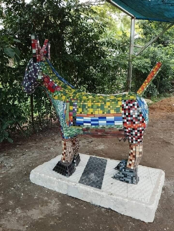 Escultura de burra en Sincelejo