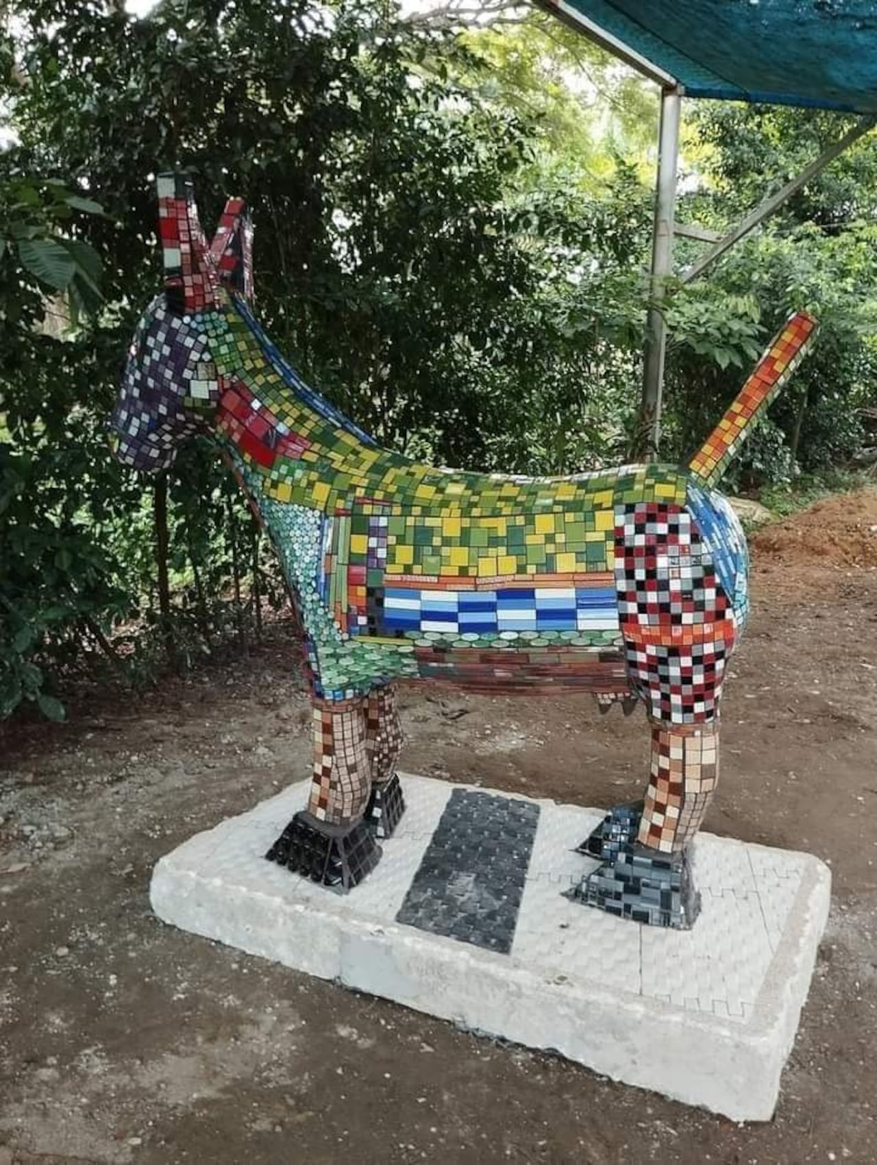 Escultura de burra en Sincelejo