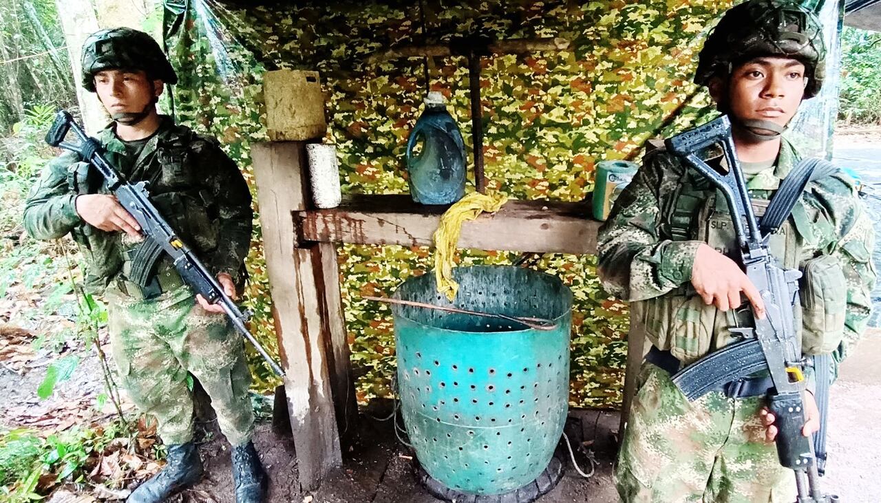 Tropas del Ejército Nacional destruyeron un laboratorio de coca en Mapiripán, Meta.