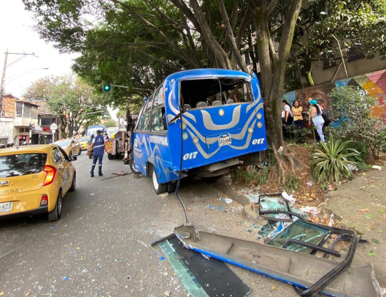 Accidente en Medellín deja catorce personas heridas este martes, 9 de mayo.