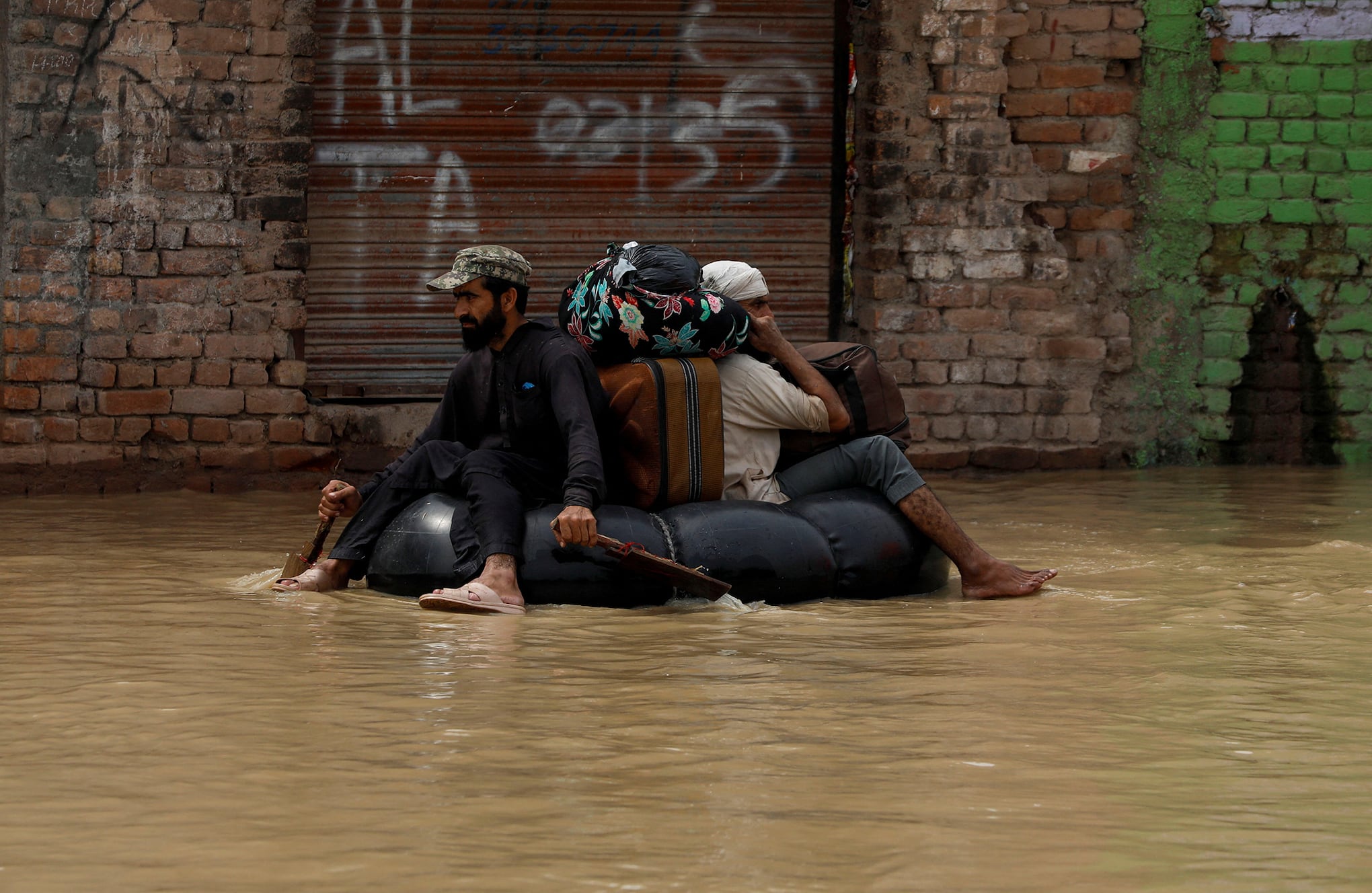 En imágenes : Millones de desplazados por las inundaciones en Pakistán causan estragos