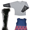 Las botas de Lina Sampedro, le parecen muy cómodas. El vestido es EPK y la camisa con mangas de cuero de EPK, ideal para todos los climas.