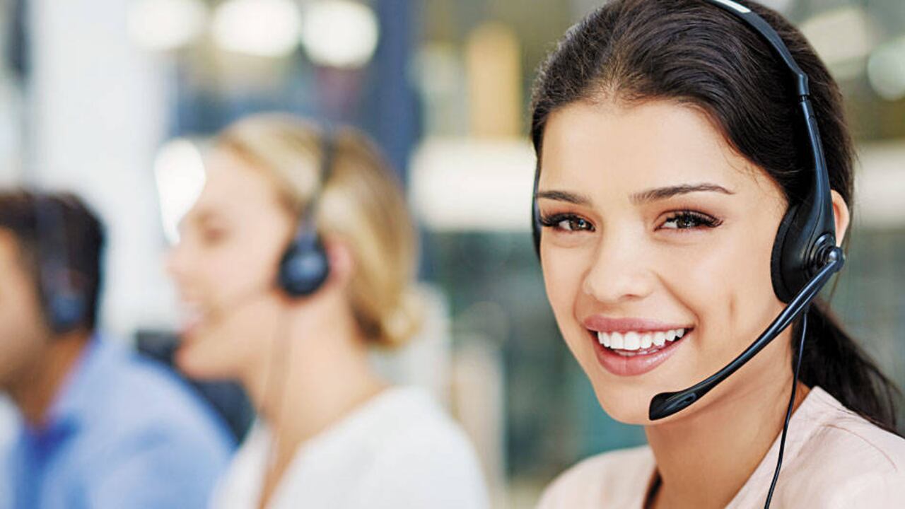 Personas semi o totalmente bilingües pueden acceder a estas vacantes.