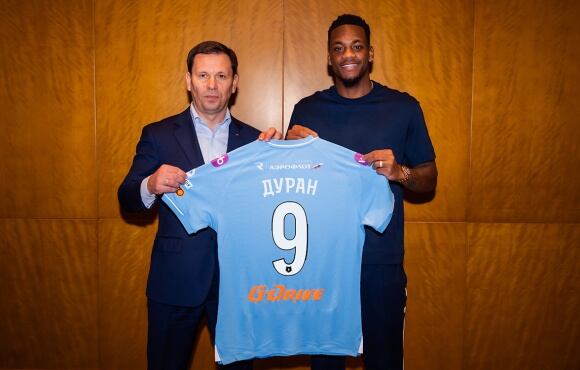 Jhon Jáder Durán usará el número 9 en el Zenit.