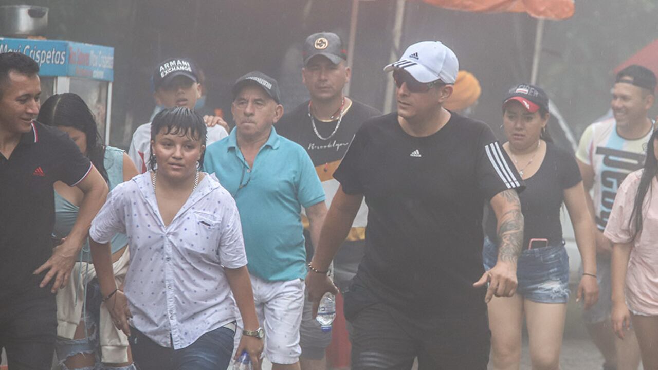 Este Viernes Santo ascendieron al Cerro de las Tres Cruces de Cali más de 20 mil personas.