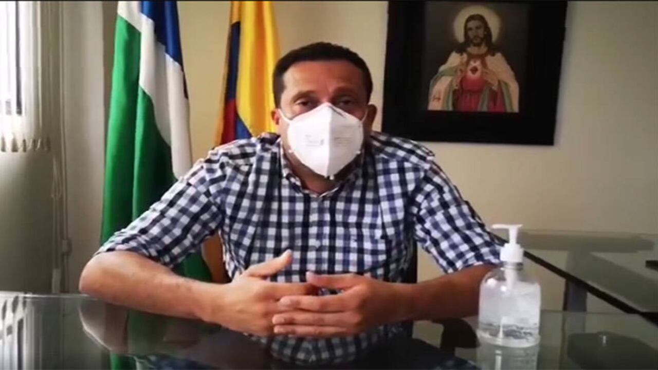 El alcalde Óscar Osorio mientras confirmaba que era positivo para la covid-19-