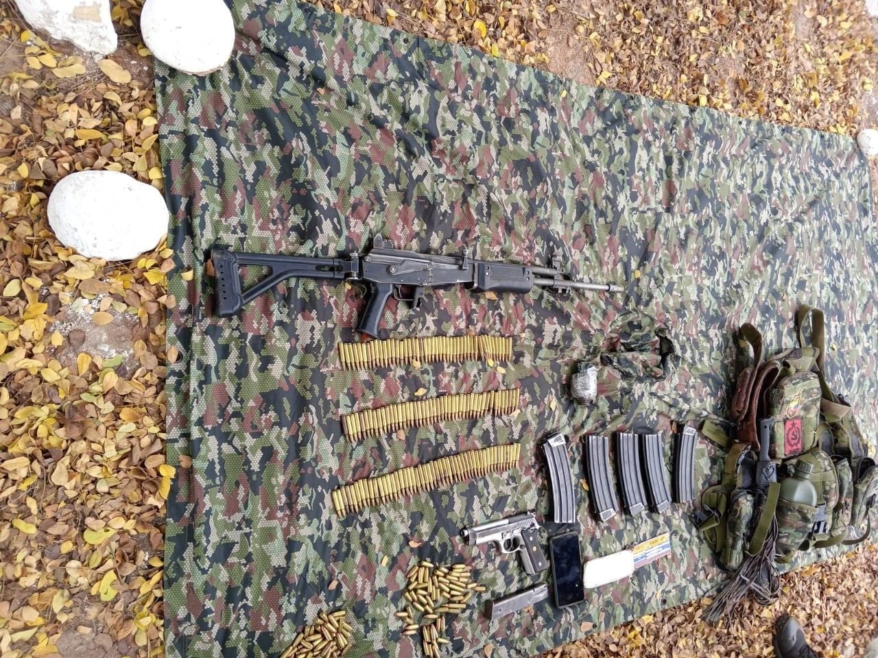 Material decomisado a las disidencias de las Farc de Mordisco en el Tolima.