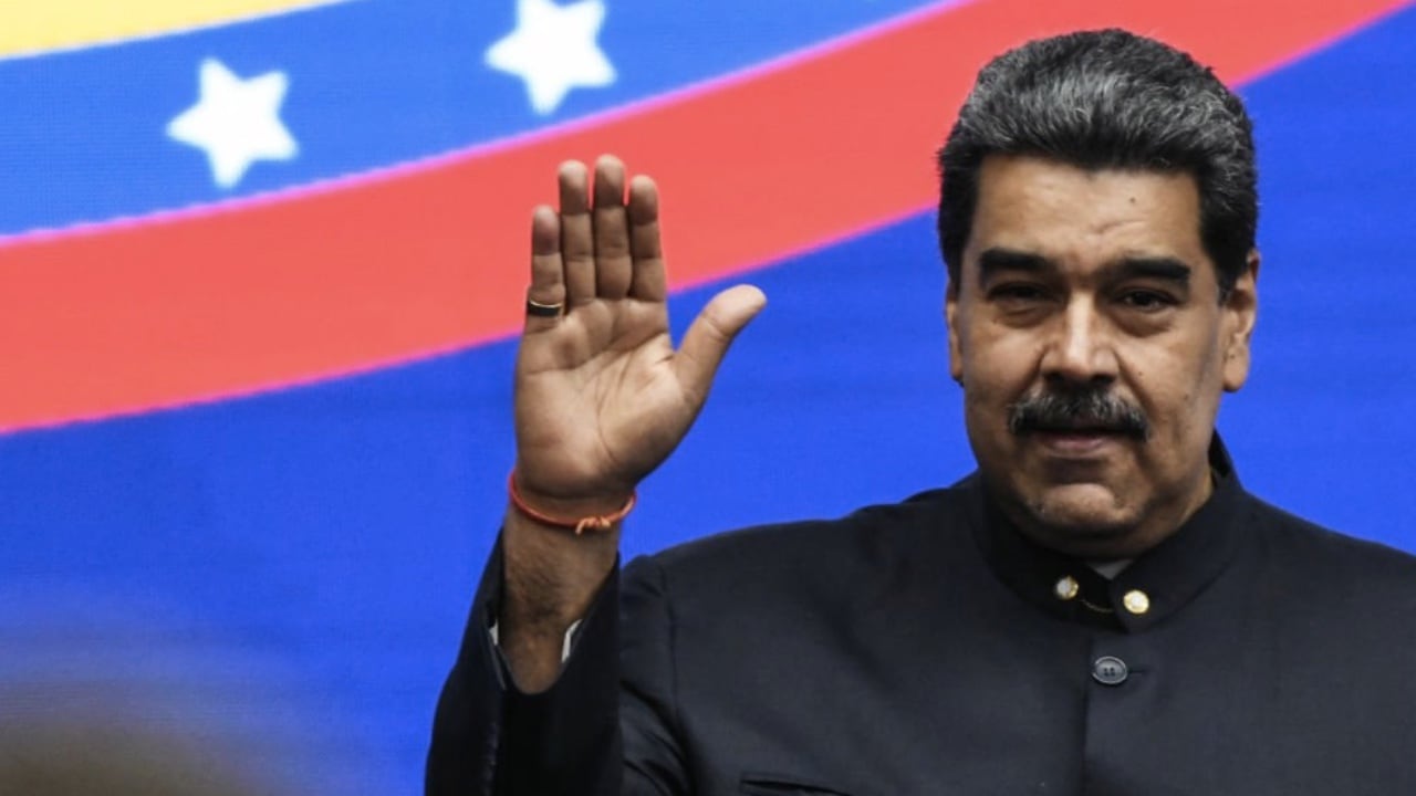 El presidente de Venezuela, Nicolás Maduro, inauguró un bulevar en el sector turístico de La Guaira.