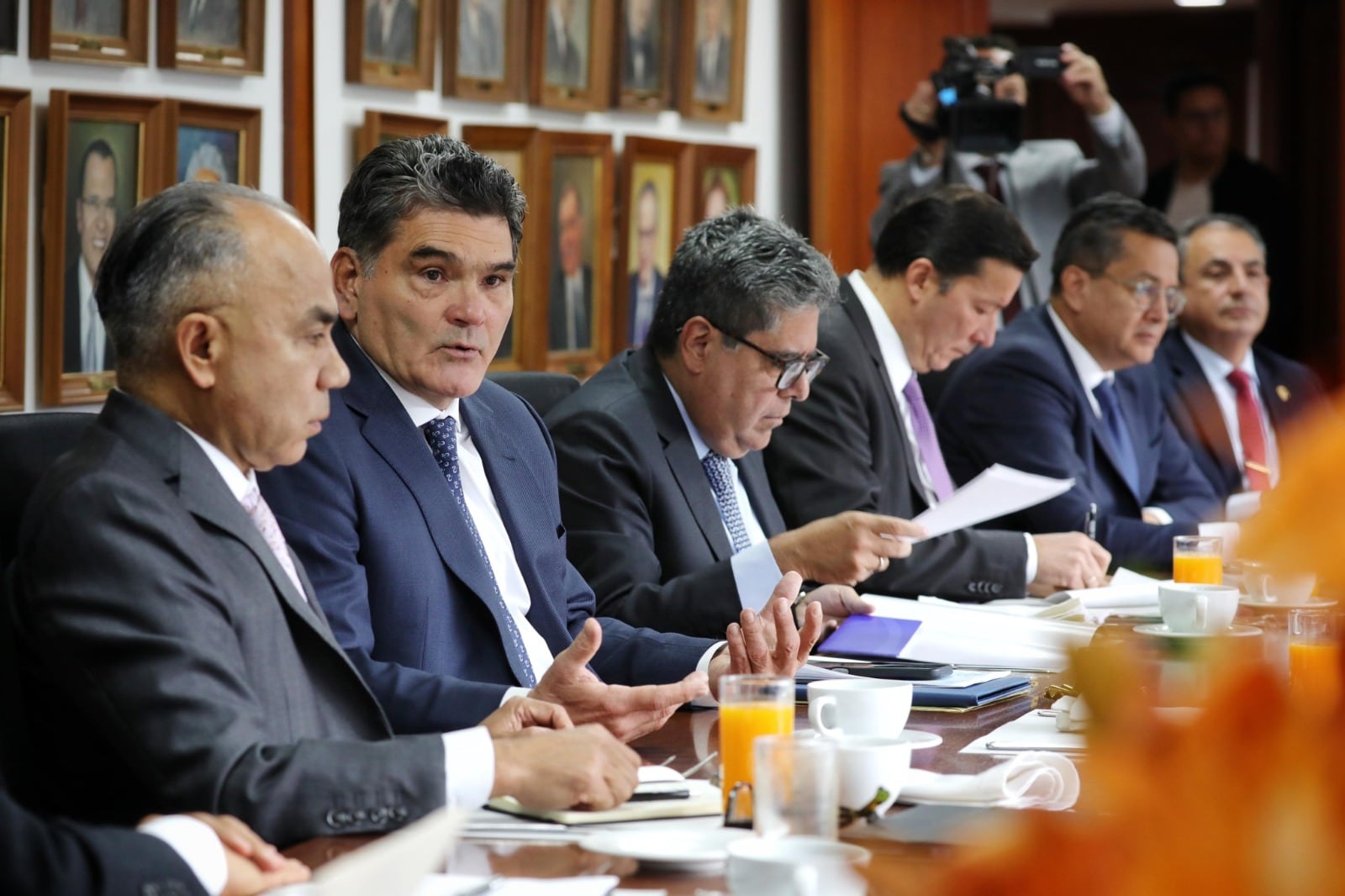 Reunión del Plan Democracia en la Procuraduría.