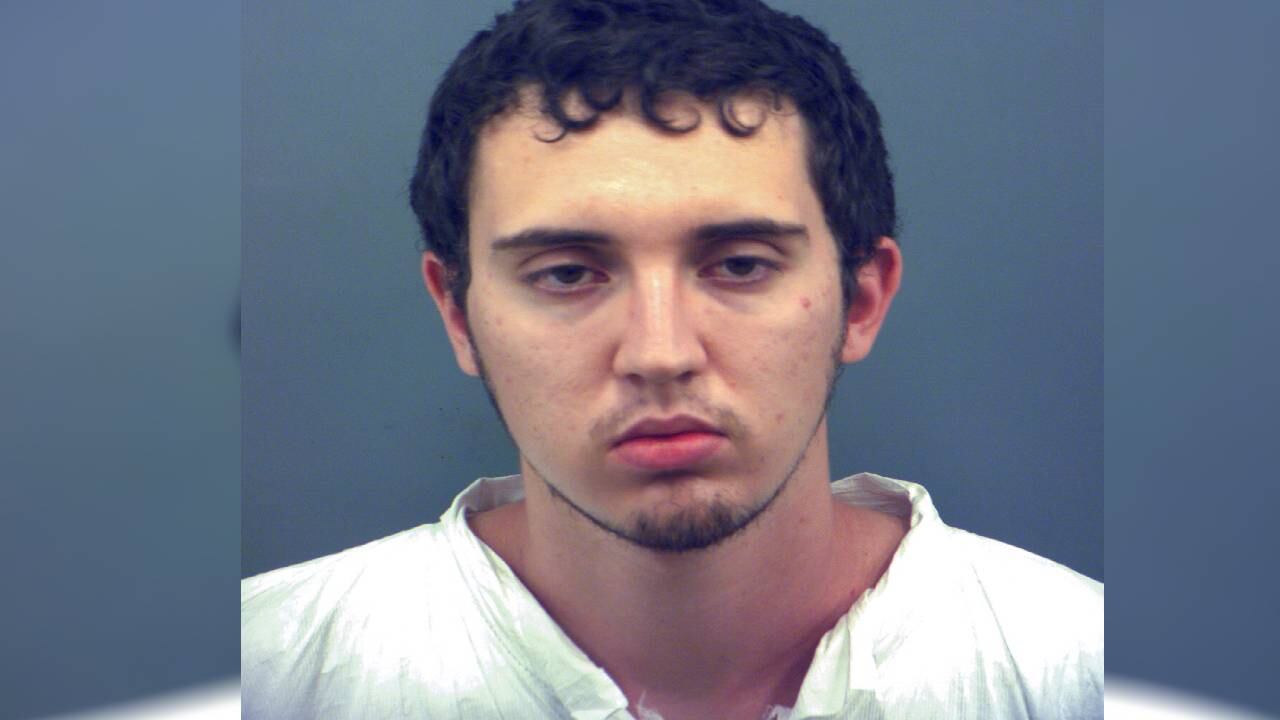Patrick Crusius, acusado de asesinato por un tiroteo masivo en una tienda Walmart (en Texas).