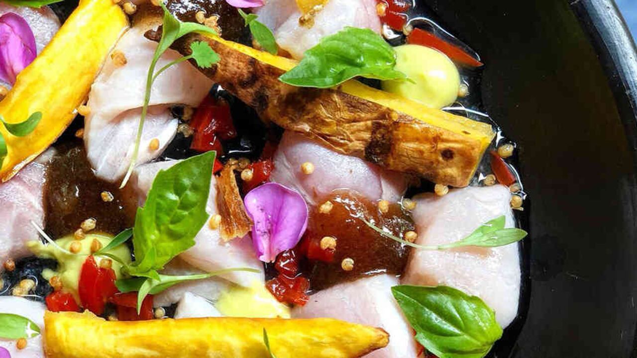 El uso de las flores en la cocina es milenario. En la Edad Media, por ejemplo, se consumían flores de calabaza y la mermelada de rosas.