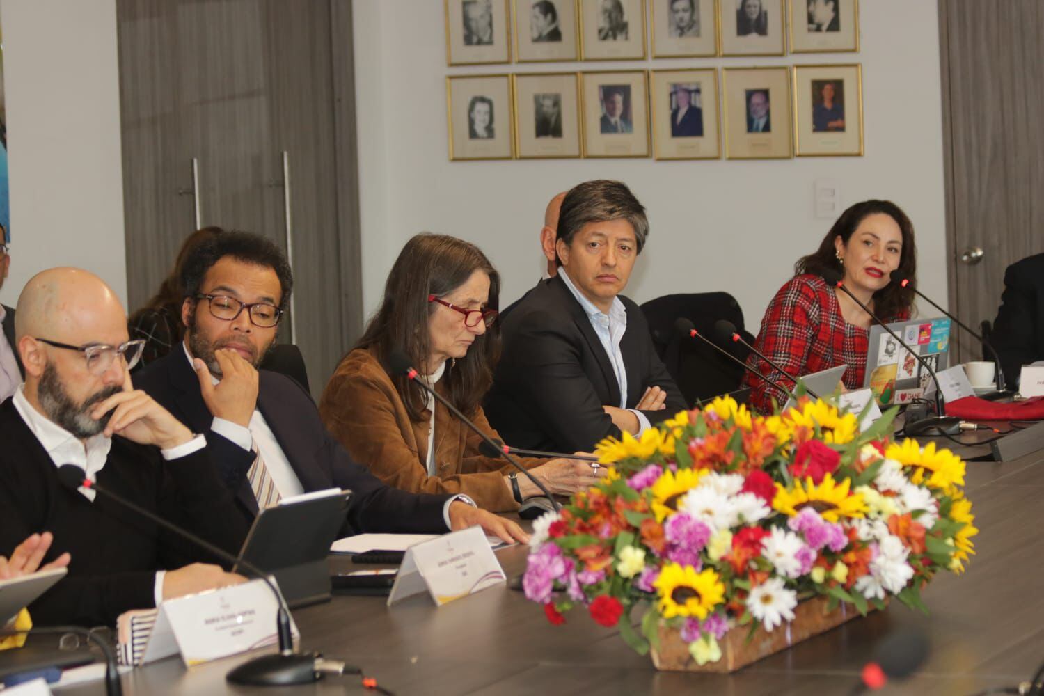 Representantes de gremios económicos, como la SAC, en la mesa de concertación del salario mínimo 2026.