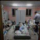 Las mujeres descansan en el refugio antibombas de un hospital de maternidad el 2 de marzo de 2022 en Kiev, Ucrania. Foto Getty Images/ Chris McGrath
