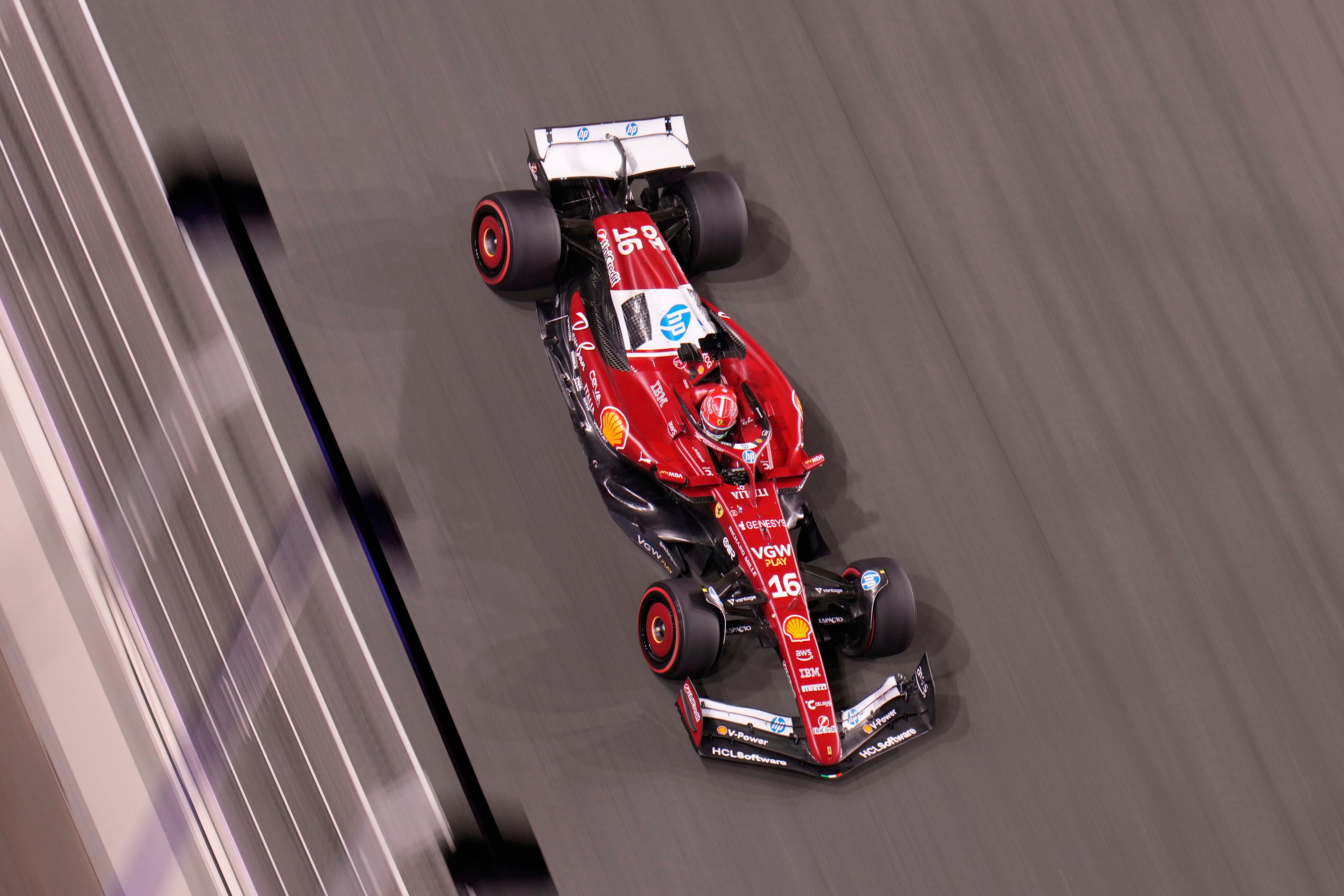 Charles Leclerc asoma cuarto en la parrilla de salida de este domingo.