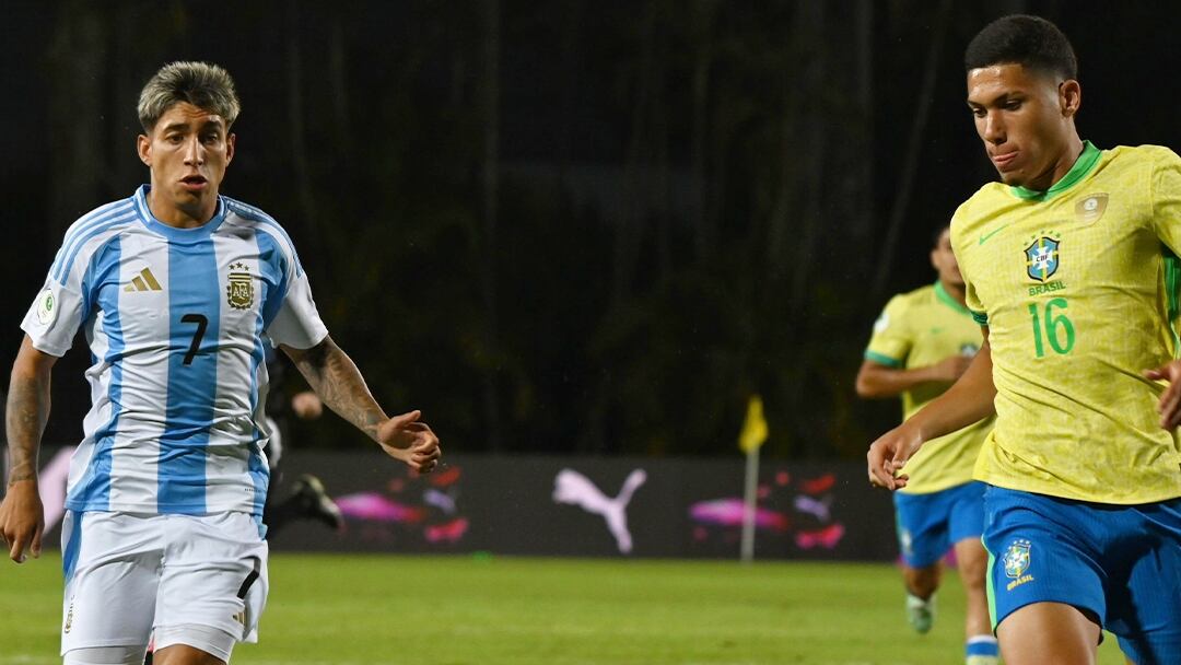 Imagen del juego entre Argentina, y Brasil, por el Sudamericano Sub 20.