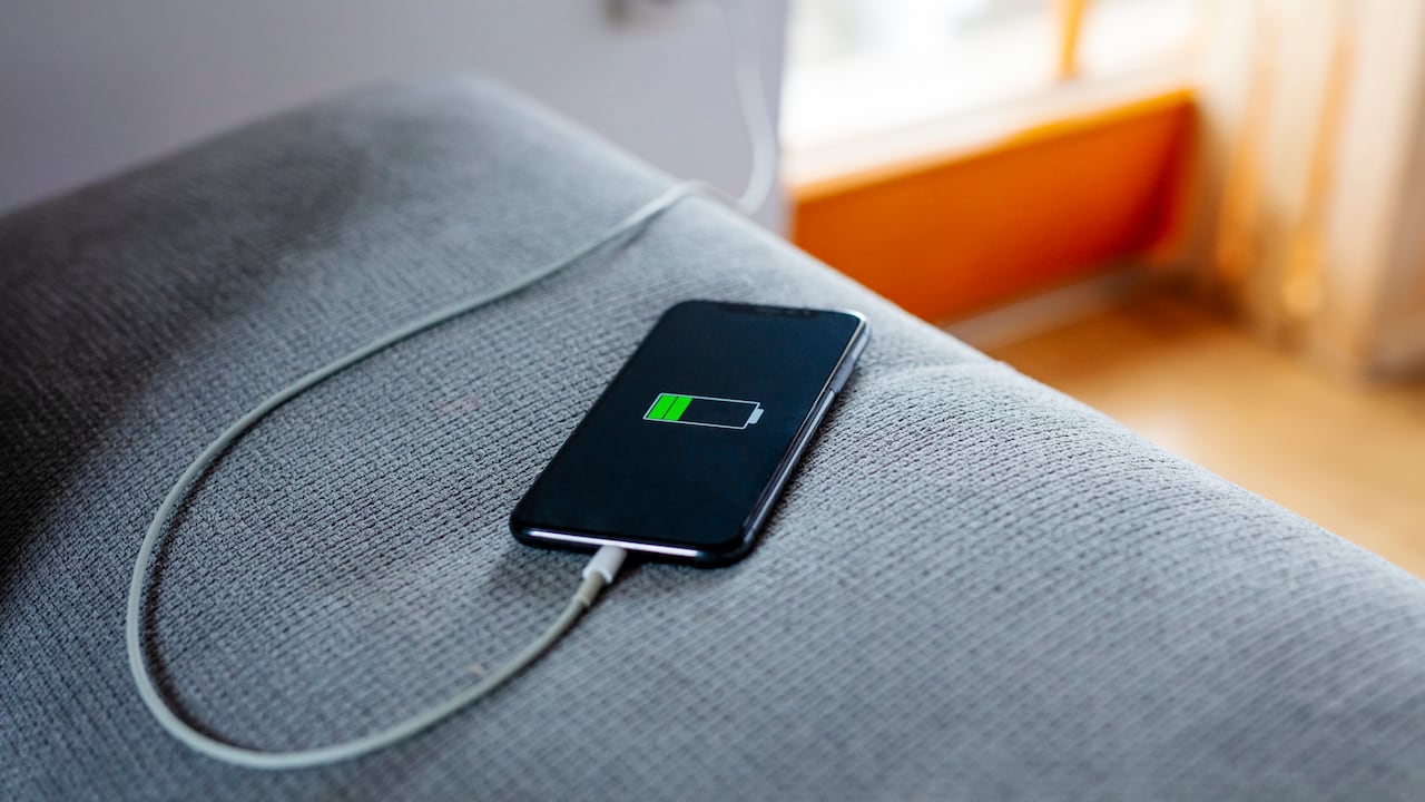 La vida útil de la batería depende más de los cuidados diarios que de la capacidad del celular.