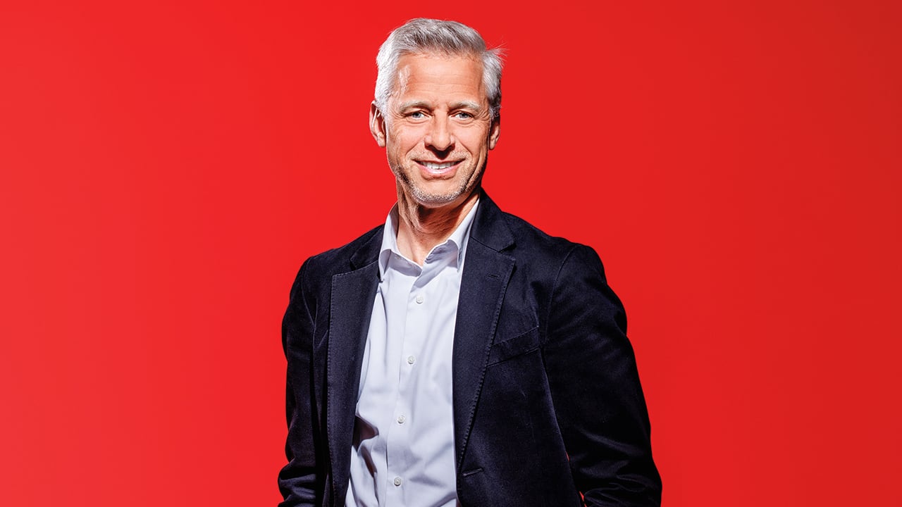 Christian Bäbler Font, presidente de D1, quien es suizo-español, dice que D1 aspira a abrir 400 tiendas este año.