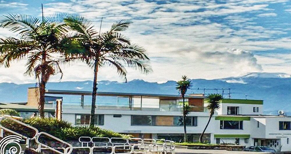 Imagen desde lejos del Nevado del Ruiz.