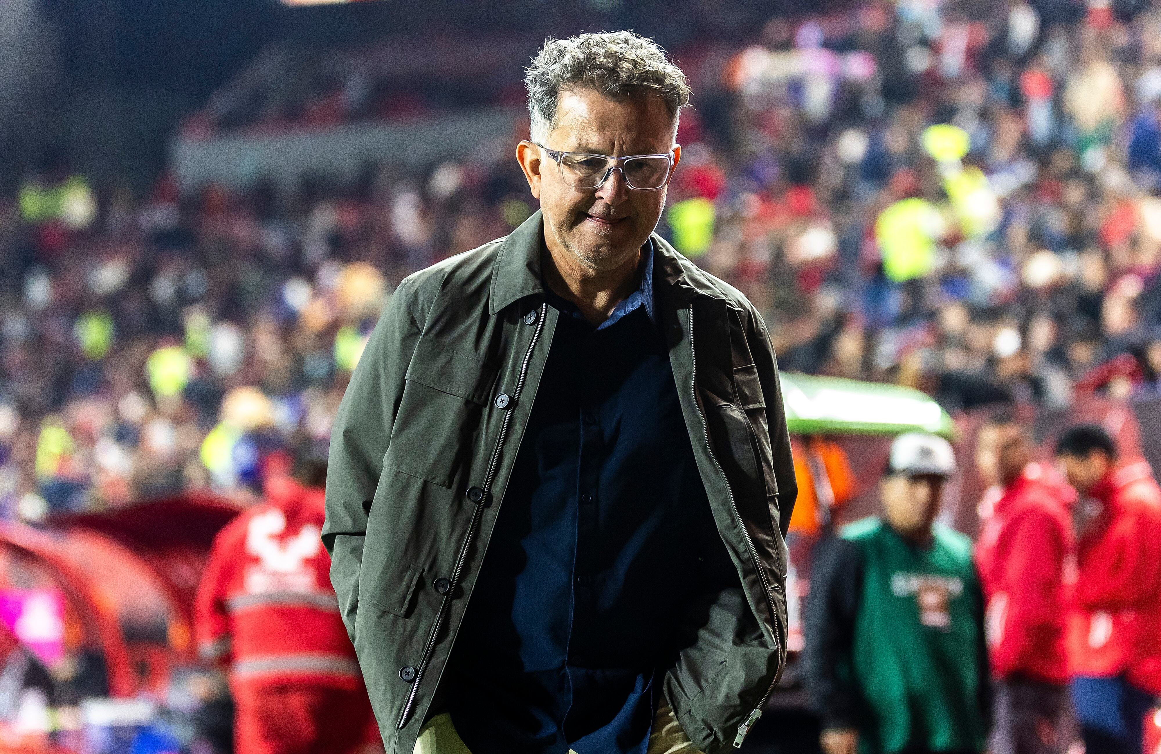 Juan Carlos Osorio, entrenador colombiano de 64 años, sale del fútbol de Brasil.