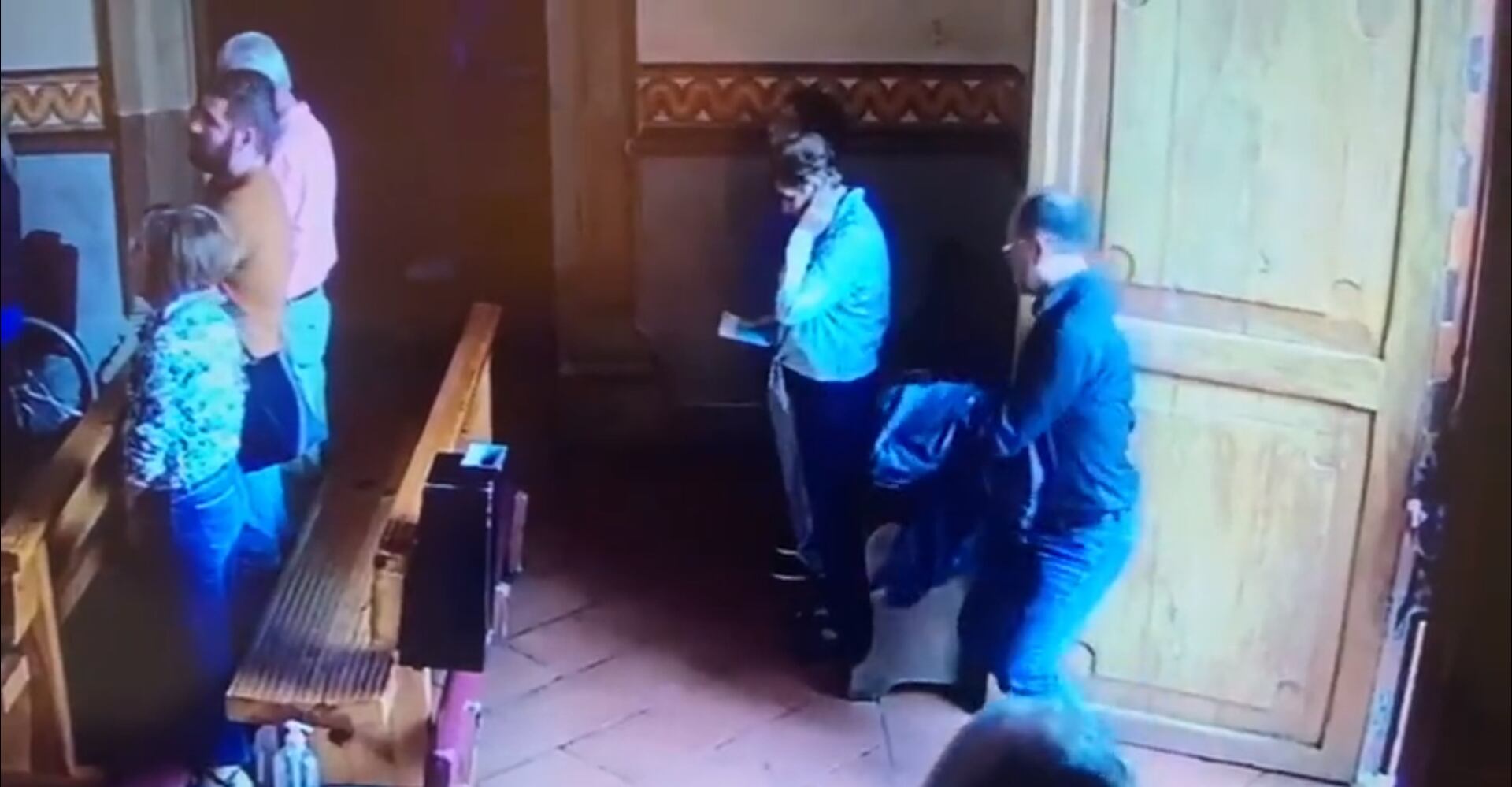 El video de ha vuelto viral en redes sociales y ha despertado indignación.