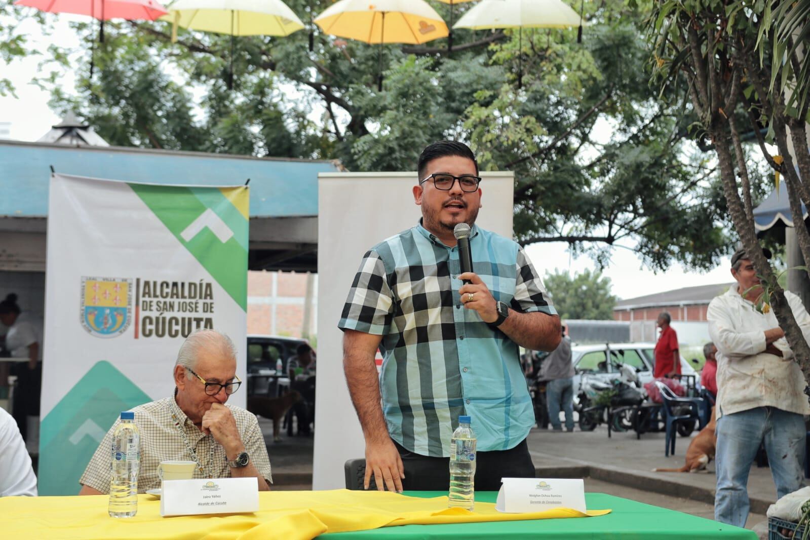 Wolgfang Ochoa, gerente de Cenabastos.