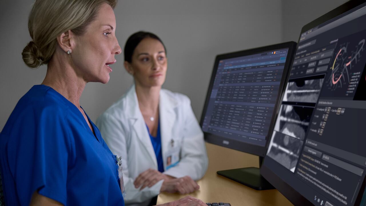 Philips destina el 10 % de su beneficio anual a investigación y desarrollo, con un énfasis particular en software y ciencia de datos.