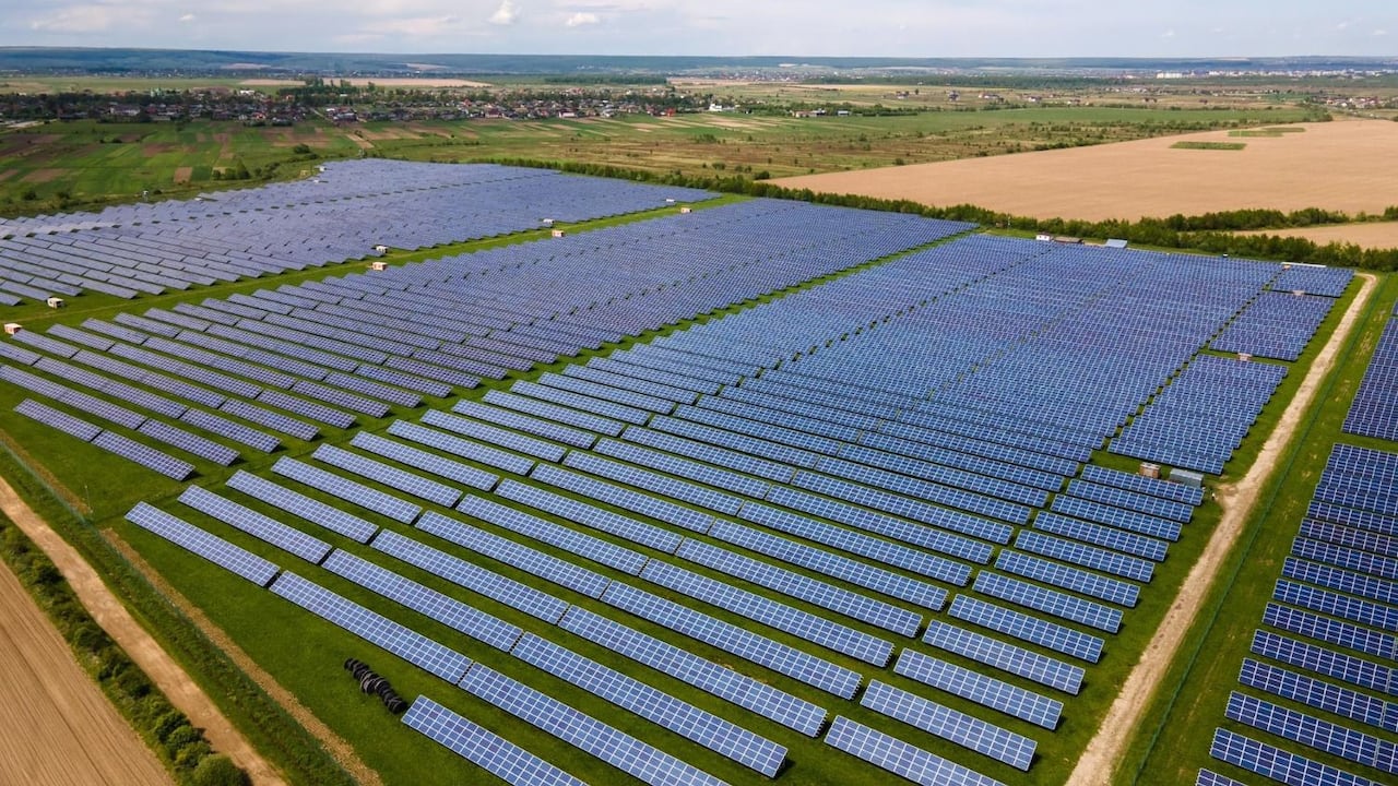 Con siete granjas solares, Valle del Cauca impulsará energía limpia y concurso de ahorro energético.