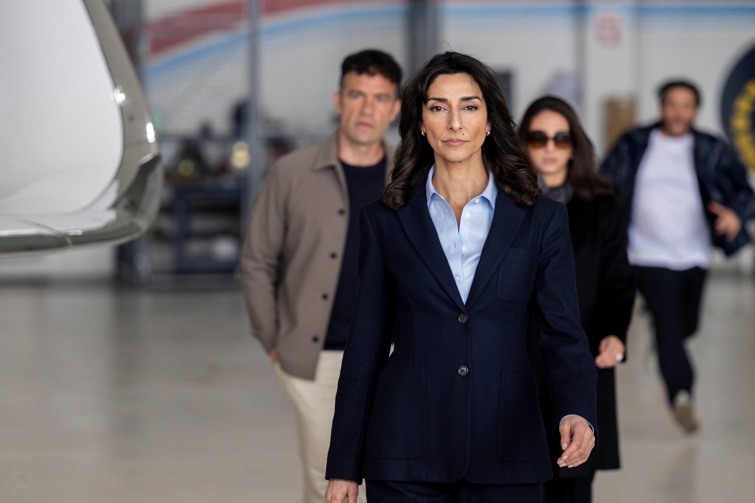 En la imagen: Necar Zadegan como la subdirectora de la estación, Nikki Reynard.
